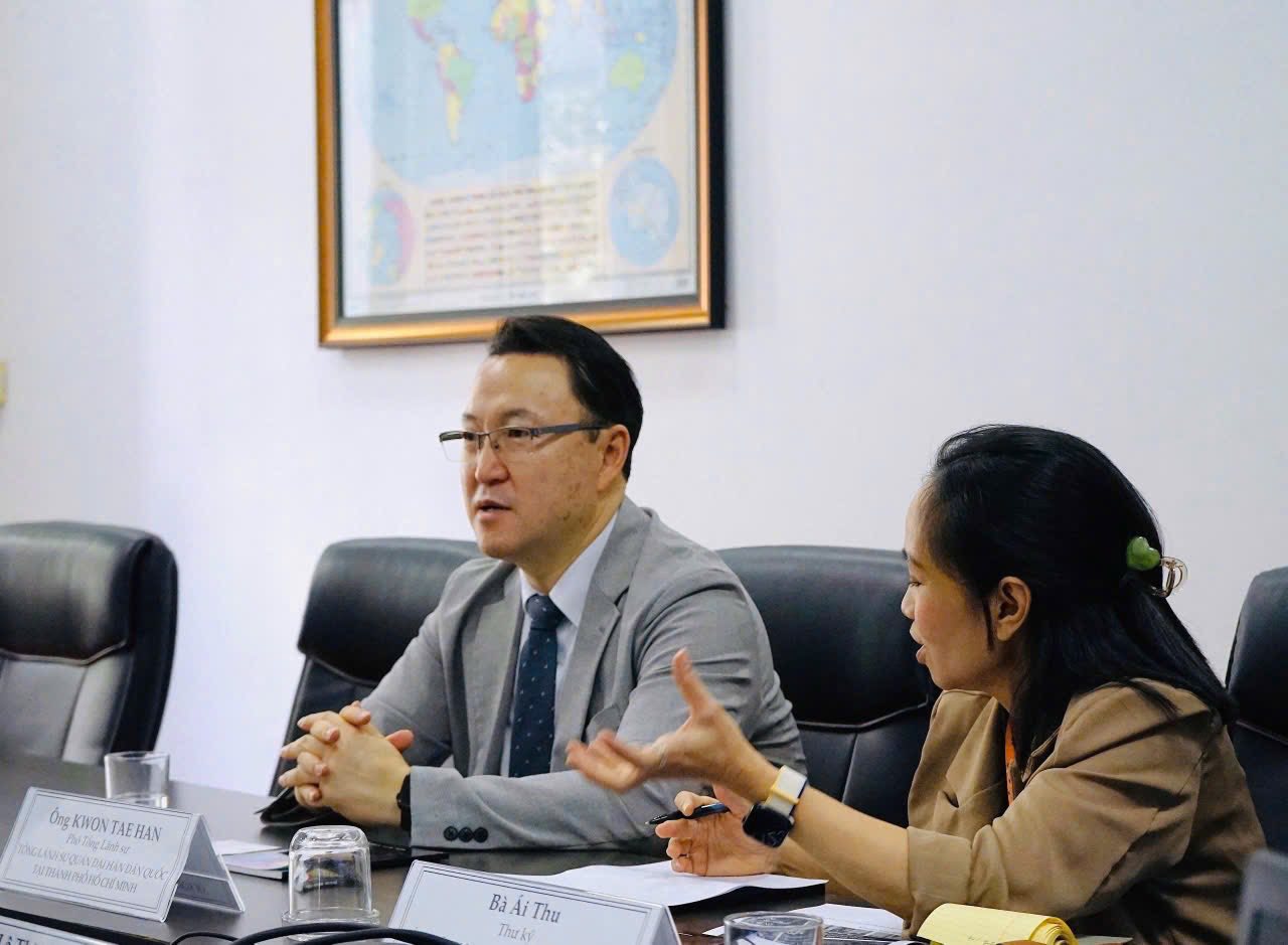 Trung tâm Khởi nghiệp sáng tạo TP.HCM (SIHUB) đã vinh dự đón tiếp ông Kwon Tae Han - Phó Tổng Lãnh sự Hàn Quốc tại TP.HCM.