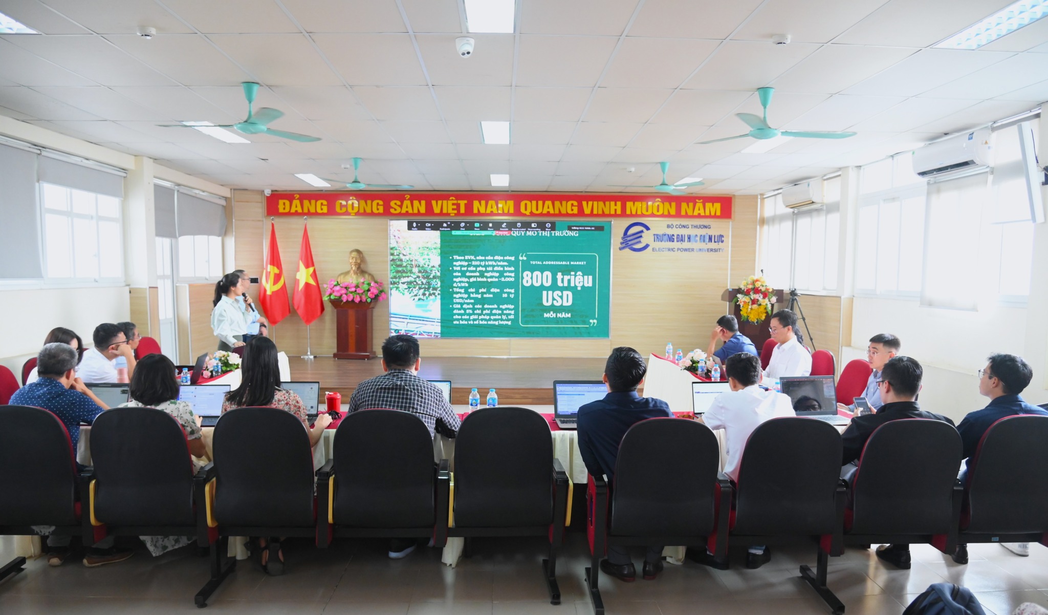 Demo Day Chương trình đào tạo TOT Khóa 1 "Dự án thúc đẩy Khởi nghiệp sáng tạo trong lĩnh vực hiệu quả  năng lượng (AIS4EE)