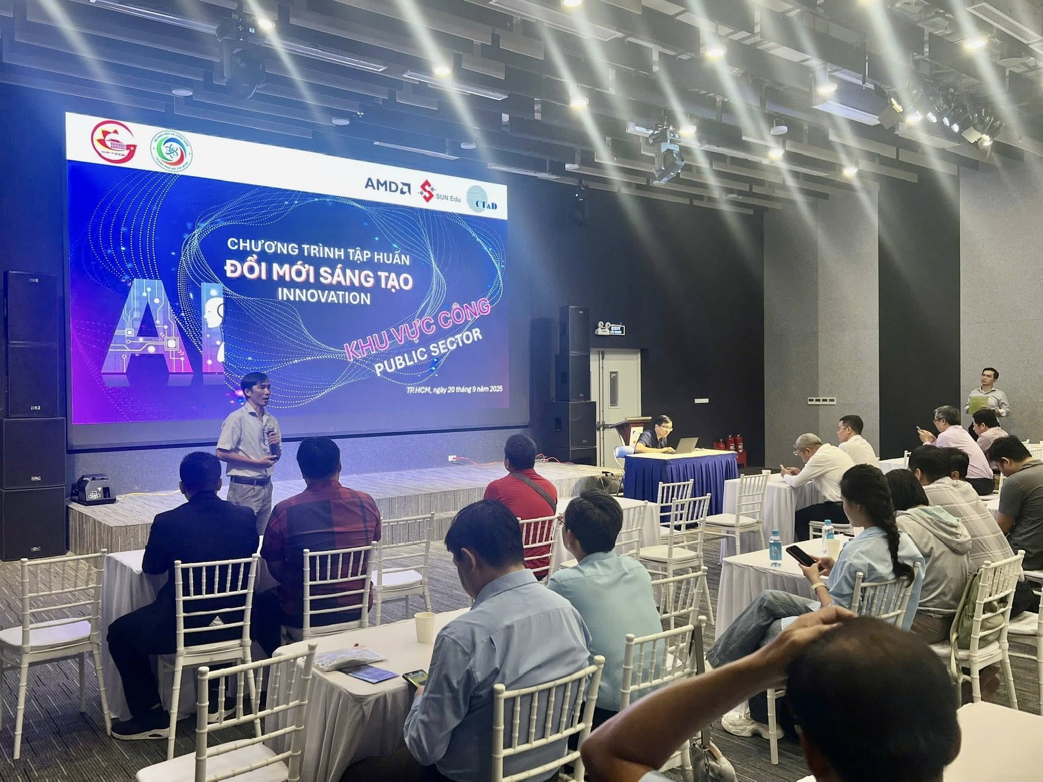 InnoGov Coffee lần 2: Đẩy mạnh kết nối, thúc đẩy đổi mới sáng tạo trong khu vực công