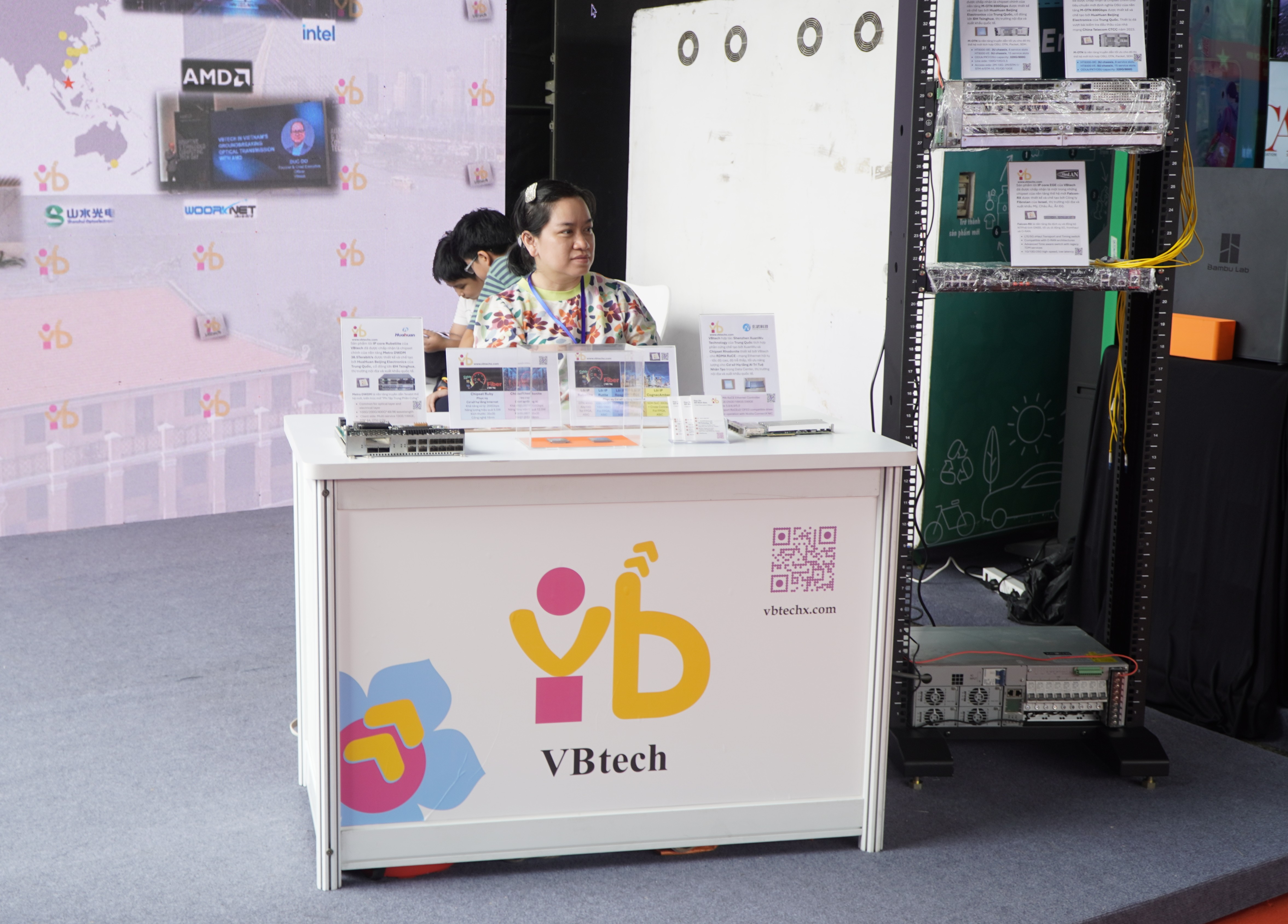 Startup Việt tiên phong đưa chip "Make in Vietnam" ra thế giới
